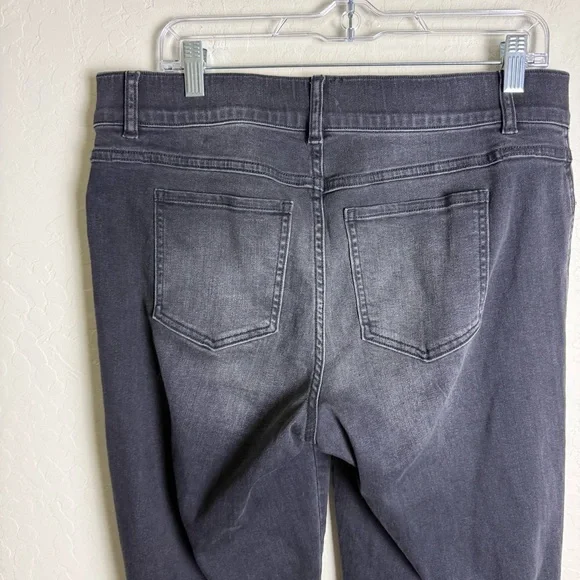 Spanx Vintage Black Straight Leg Ankle Jean XL 20355R - Picture 14 of 16